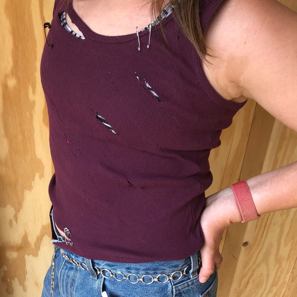 Distressed Crop Tank - Picture 5 of 5